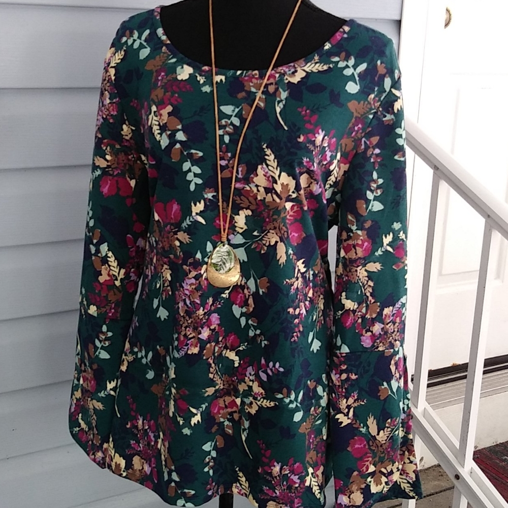 NWT crochet blouse size 1X